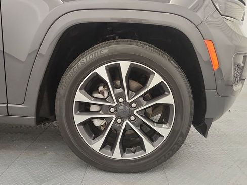 Used 2022 Jeep Grand Cherokee Overland w/ Adv Protech Group III image 31