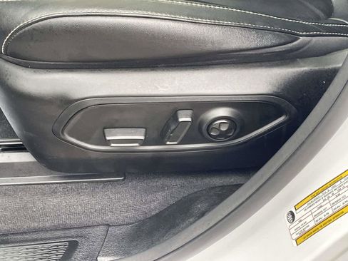 Certified 2022 Jeep Grand Cherokee L Limited image 28