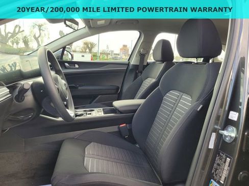 New 2026 Kia K5 LXS image 8