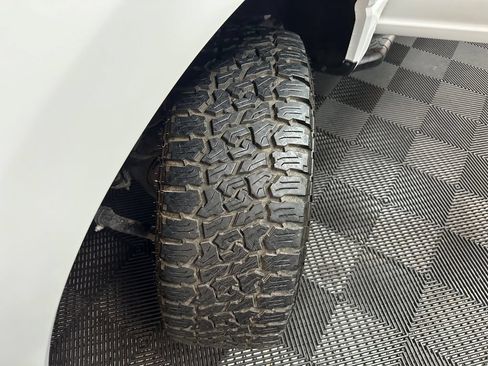 Used 2024 Ford F250 XLT AWD/4WD image 36