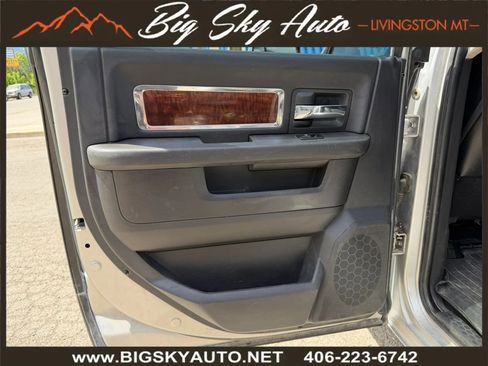 Used 2012 RAM 3500 Laramie w/ Cold Weather Group AWD/4WD image 16