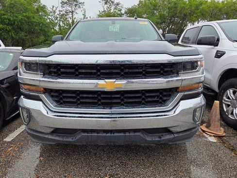 Used 2018 Chevrolet Silverado 1500 LT w/ All Star Edition image 2