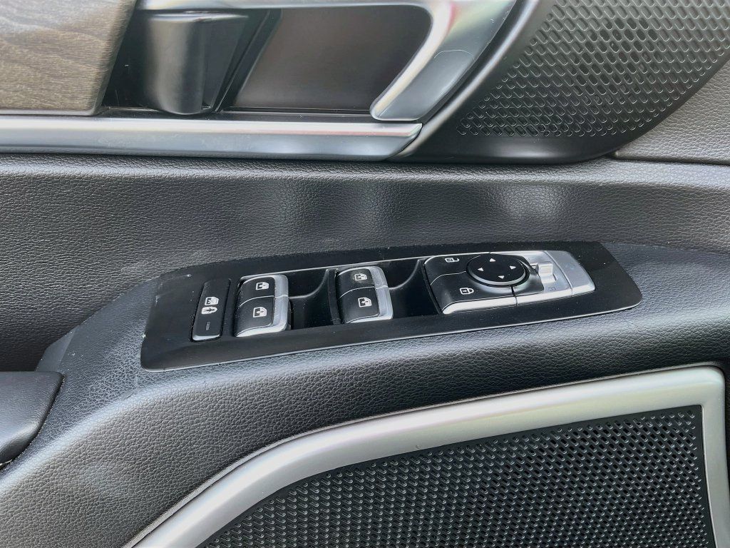 Used 2022 Kia Telluride EX w/ EX Premium Package AWD/4WD image 18