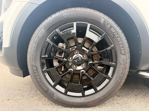 Used 2021 Kia Telluride SX w/ SX Prestige Package AWD/4WD image 2