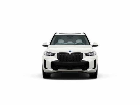 Used 2026 BMW X5 xDrive50e w/ M Sport Package AWD/4WD image 2