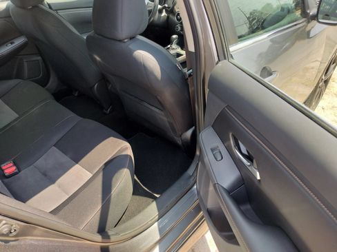 Used 2021 Nissan Sentra SV FWD image 1