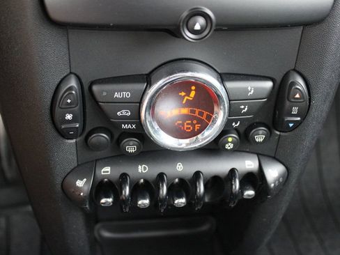 Used 2011 MINI Cooper Clubman S image 11