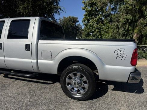 Used 2011 Ford F250 XLT w/ XLT Interior Pkg AWD/4WD image 7