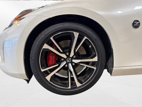 Used 2020 Nissan 370Z Touring Sport image 44