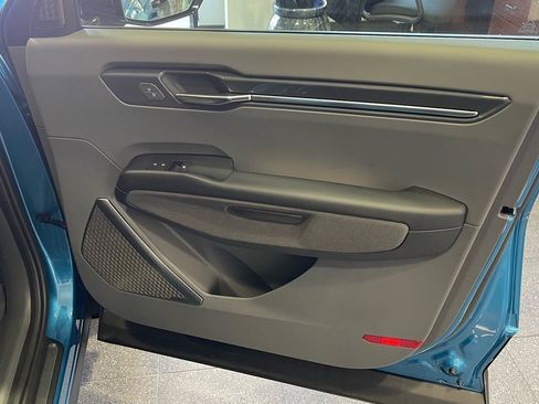 Used 2026 Kia EV9 Land w/ Nightfall Edition Package image 40