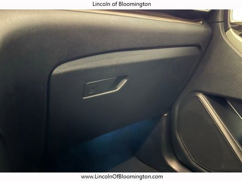 Used 2023 Ford Explorer Limited w/ Limited Technology Package image 40