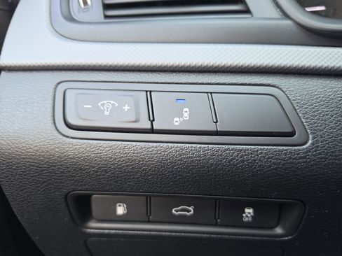 Used 2019 Hyundai Sonata SE FWD image 18