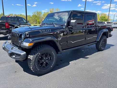 Used 2022 Jeep Gladiator Sport AWD/4WD image 10