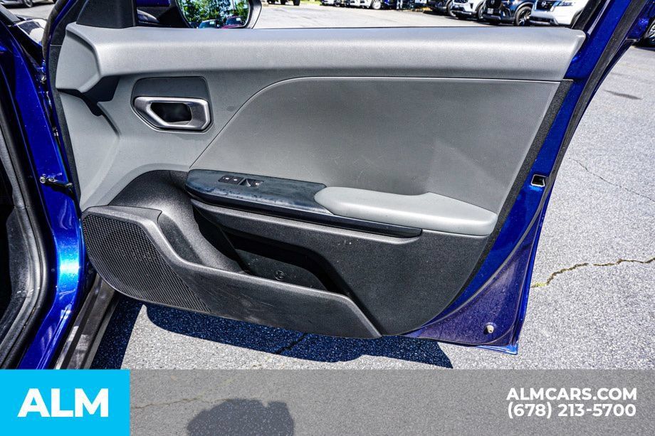 Used 2025 Kia K4 FWD image 49