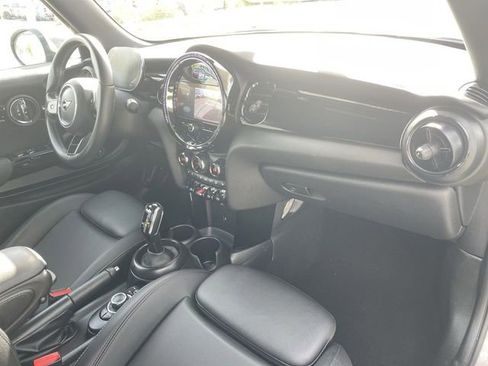 Used 2024 MINI Cooper S image 28