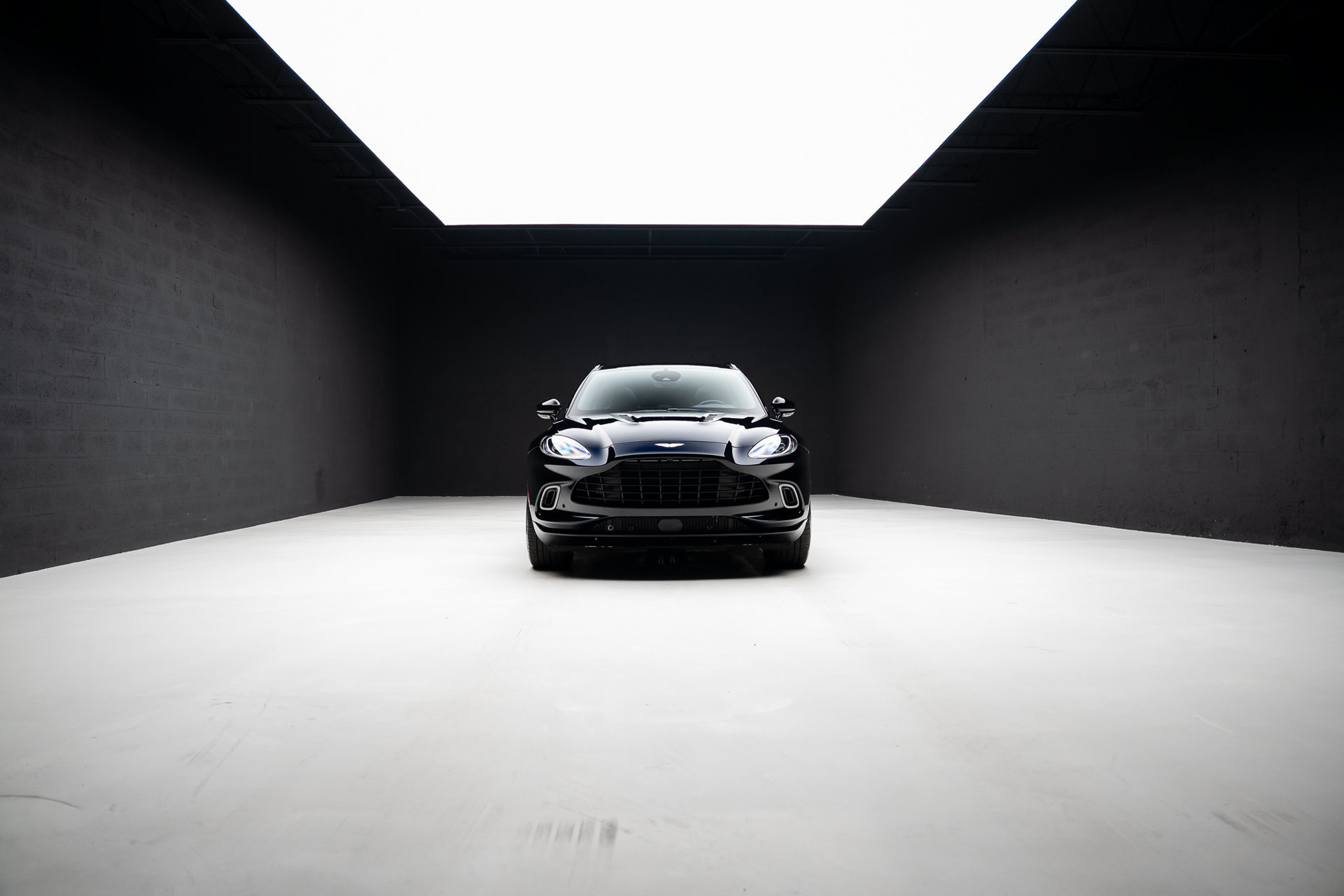 Used 2021 Aston Martin DBX AWD/4WD image 83