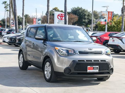 Used 2016 Kia Soul image 3