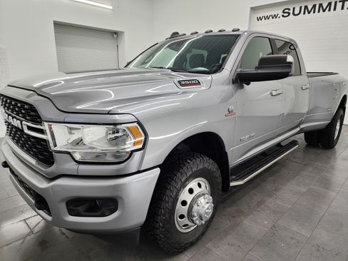 Used 2022 RAM 3500 Big Horn w/ Level B Equipment Group image 7