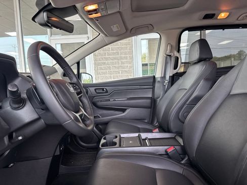 Used 2025 Honda Odyssey EX-L image 14
