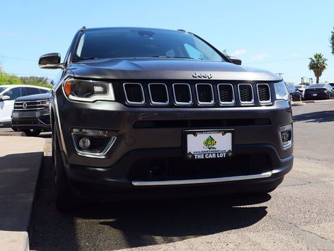 Used 2018 Jeep Compass Limited w/ Navigation Group image 18