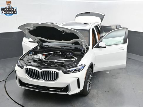 Used 2026 BMW X5 xDrive40i w/ Climate Comfort Package AWD/4WD image 57