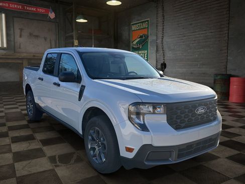 New 2026 Ford Maverick XLT FWD image 2