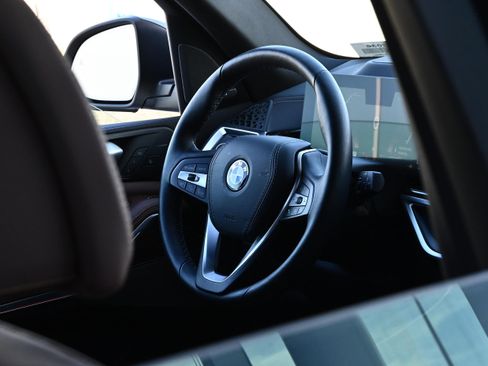 Certified 2025 BMW X5 xDrive40i image 18