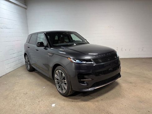 New 2026 Land Rover Range Rover Sport Dynamic SE image 4