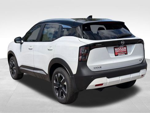 New 2026 Nissan Kicks SV w/ SV Premium Package AWD/4WD image 11