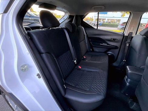 Used 2022 Nissan Kicks S image 25