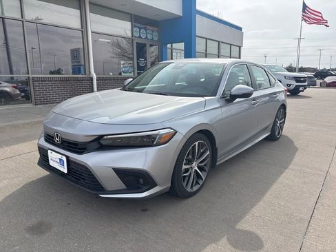 Certified 2023 Honda Civic Touring image 1