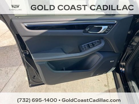 Used 2023 Porsche Macan S image 16