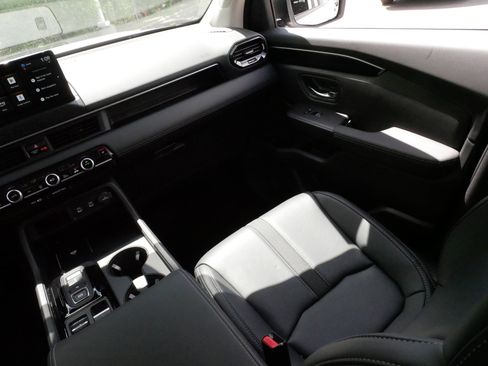Certified 2026 Honda Passport RTL image 11