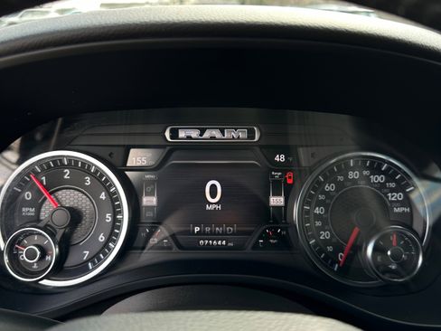 Used 2021 RAM 1500 Big Horn AWD/4WD image 13