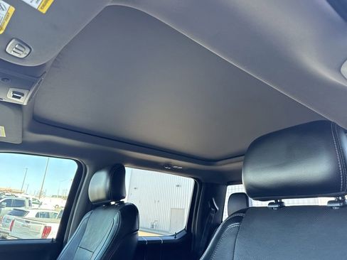 Used 2016 Ford F150 Lariat w/ Equipment Group 502A Luxury AWD/4WD image 32