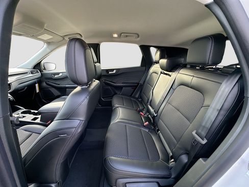 New 2026 Ford Escape SE image 17
