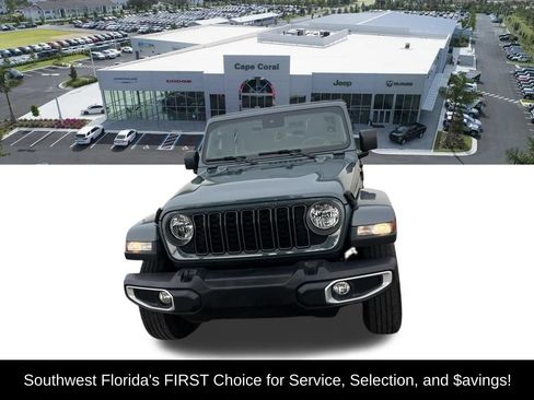Certified 2024 Jeep Gladiator Sport AWD/4WD image 2