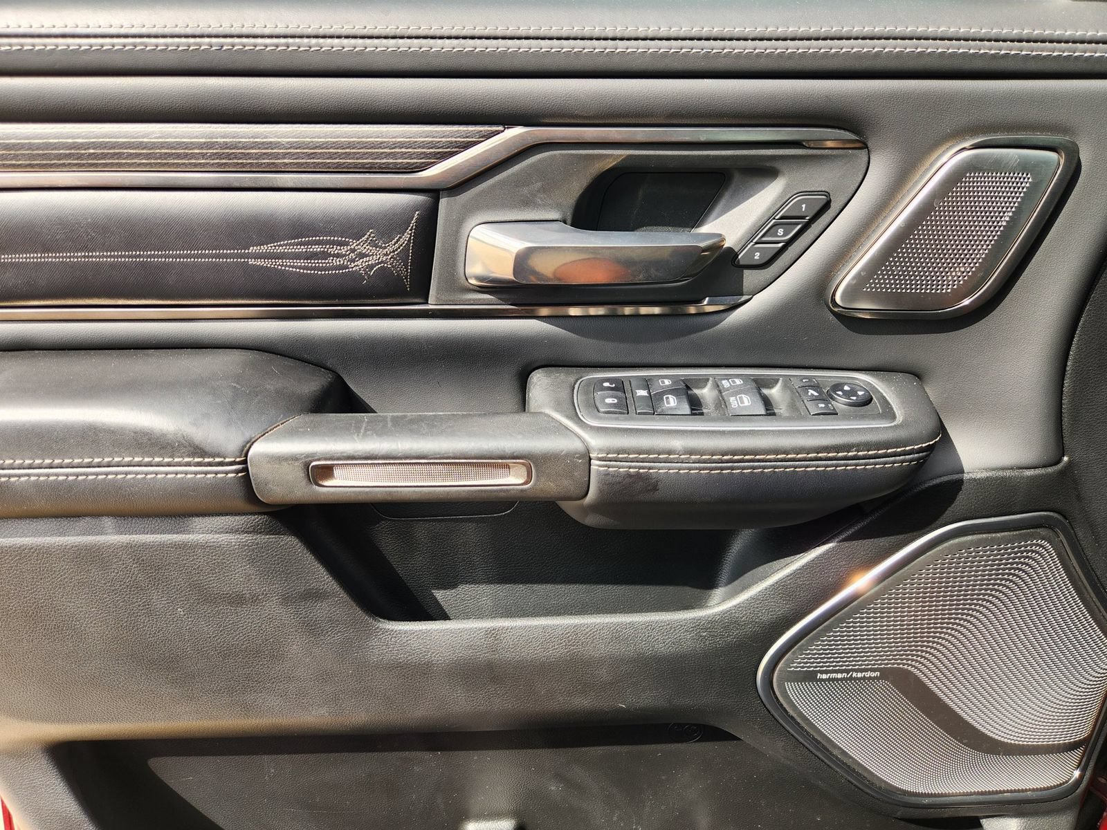 Used 2021 RAM 1500 Limited AWD/4WD image 24