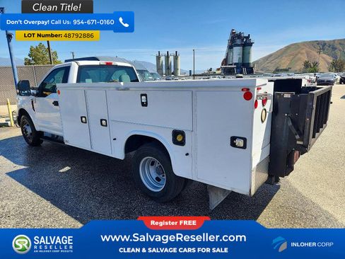 Used 2017 Ford F350 XL w/ Power Equipment Group RWD image 3