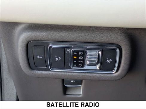 Used 2024 Lincoln Nautilus Black Label w/ Jet Appearance Package (87T) AWD/4WD image 20