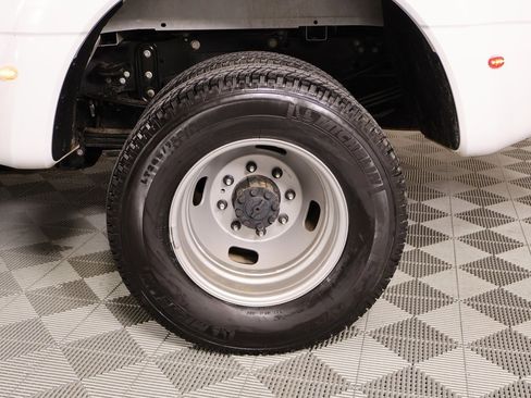 Used 2025 Ford F350 XL image 17