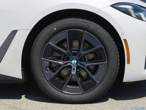 New 2026 BMW i4 eDrive40 w/ Premium Package RWD image 5