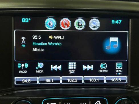 Used 2018 Chevrolet Silverado 1500 LT w/ Midnight Edition AWD/4WD image 11