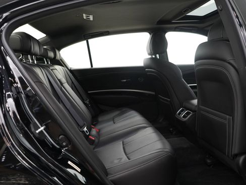 Used 2020 Acura RLX w/ Technology Package image 12