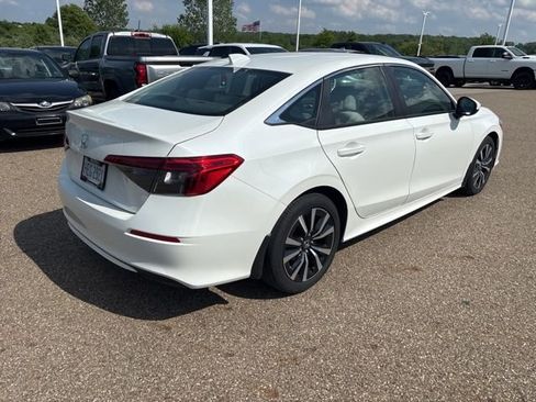 Certified 2023 Honda Civic EX image 3