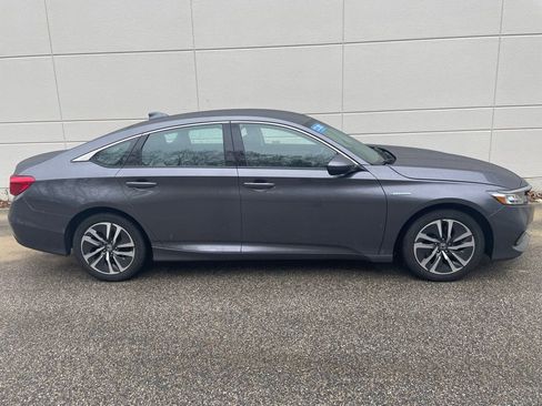 Certified 2022 Honda Accord Hybrid image 5