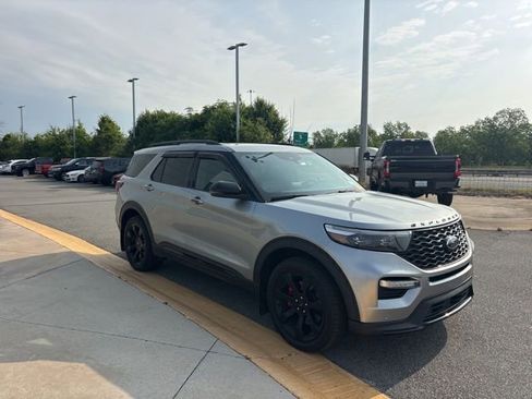 Used 2024 Ford Explorer ST w/ Equipment Group 401A AWD/4WD image 7