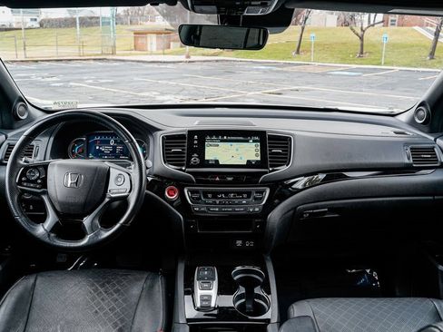 Used 2020 Honda Passport Touring image 11