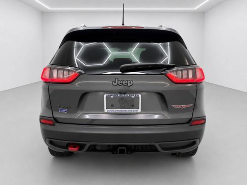 Used 2022 Jeep Cherokee Trailhawk w/ Sun, Sound & Nav Group AWD/4WD image 4