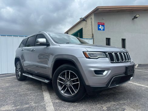Used 2017 Jeep Grand Cherokee Limited w/ Luxury Group II AWD/4WD image 7